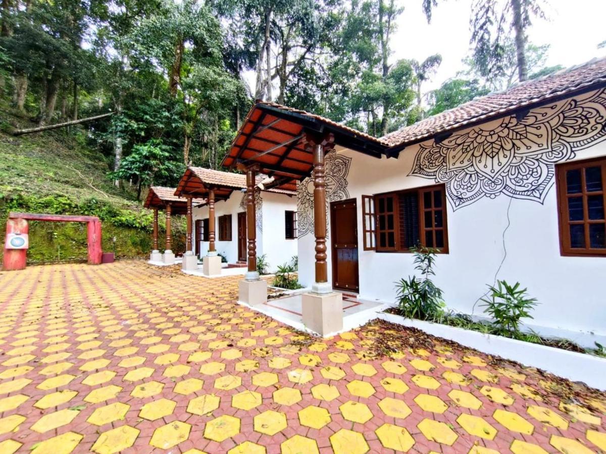 Qexperiences Coorg Hotel Madikeri Ngoại thất bức ảnh